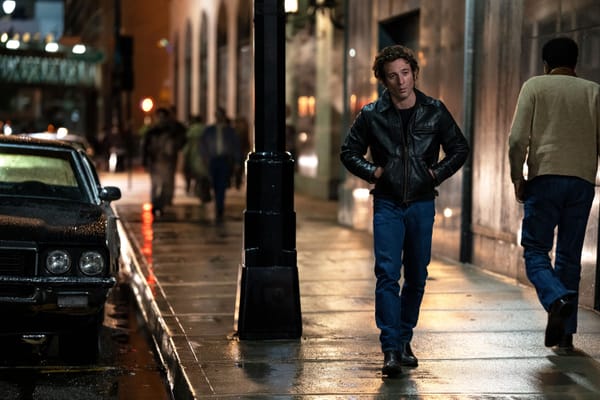 O filme do Bruce Springsteen bem que podia ser mais do que só "o filme do Bruce Springsteen"